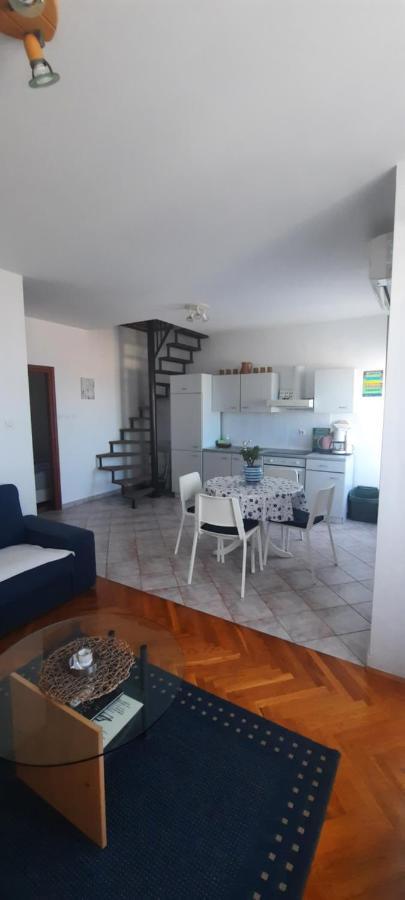Apartment Dorami Malinska Kültér fotó